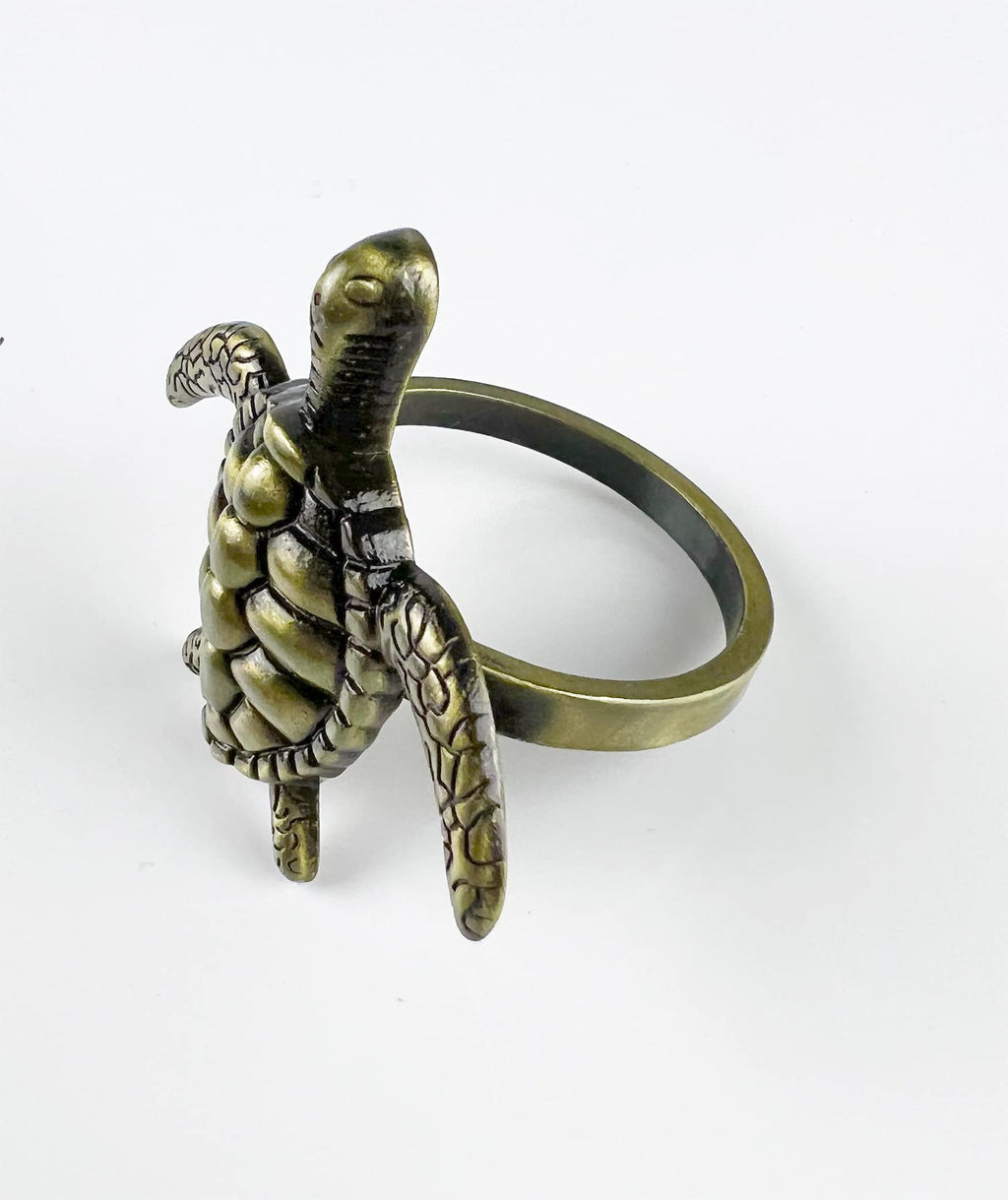 Fennco Styles Nature's Touch Sea Turtle Metal Napkin Rings, Set of 4 – Bronze Sea Creatures Napkin Holders for Family Dinner, Themed Party, Table Décor, Banquets, Holidays and Special Occasion