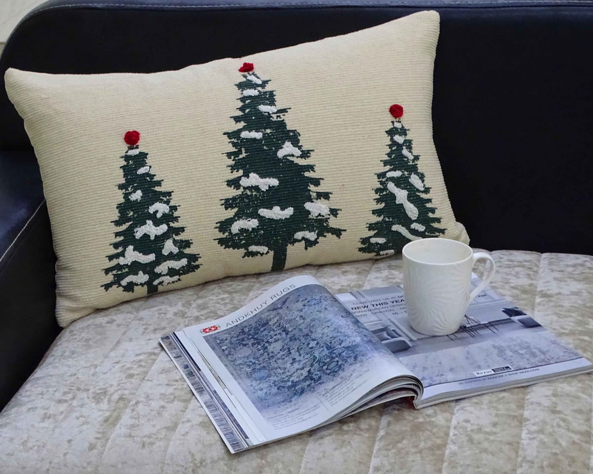 Vibhsa Christmas Throw Pillow for couch 14" x 24"