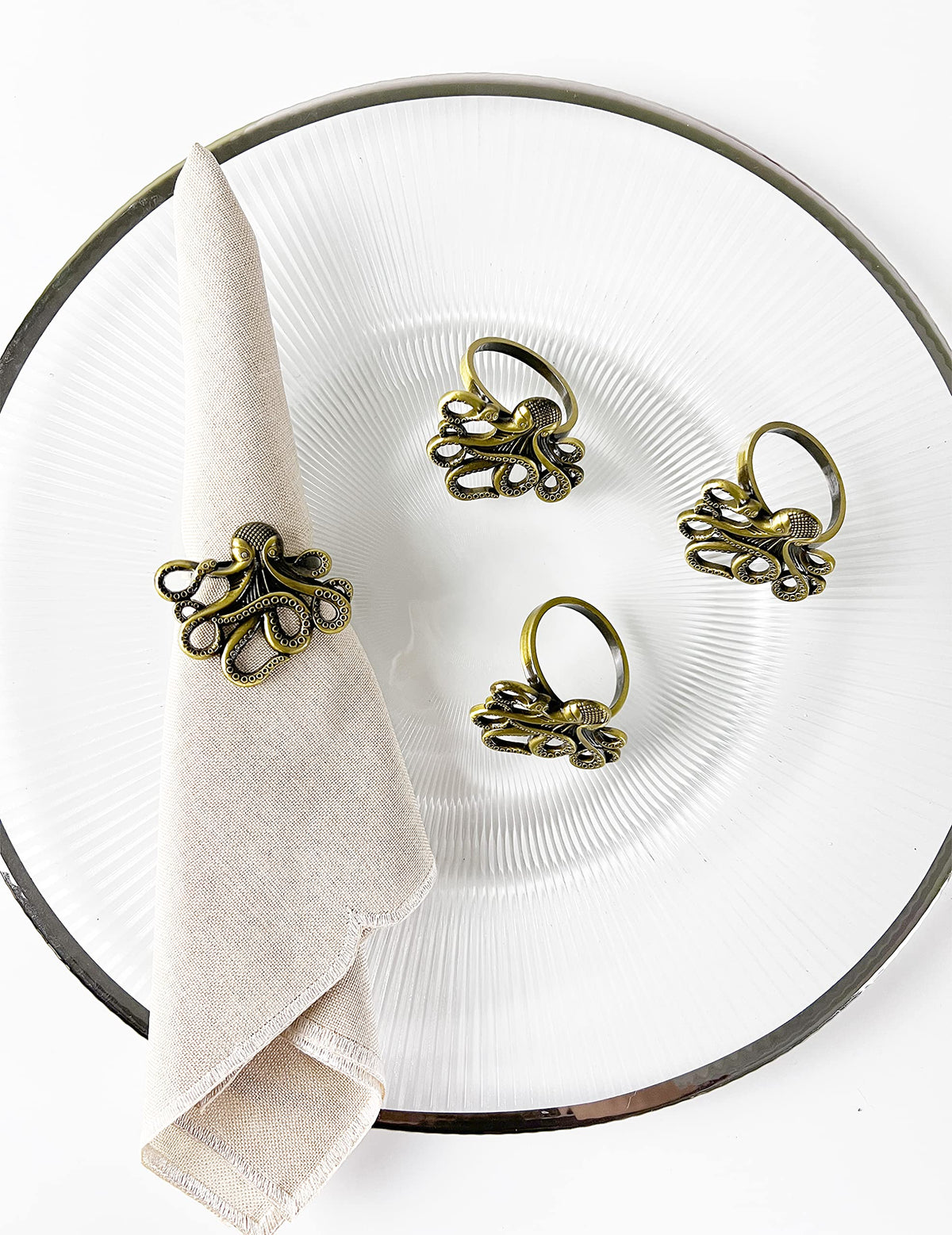 Fennco Styles Coastal Octopus Metal Napkin Rings, Set of 4 - Gold Nautical Napkin Holders for Home Décor, Dining Table, Banquets, Family Gathering and Special Occasions