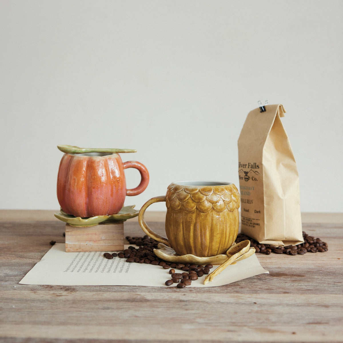 14 oz. Stoneware Acorn Mug with Saucer & Spoon – Set of 3