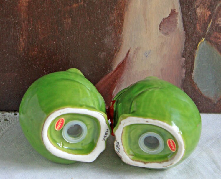 Occupied Japan Frog Salt & Pepper Shakers, H952
