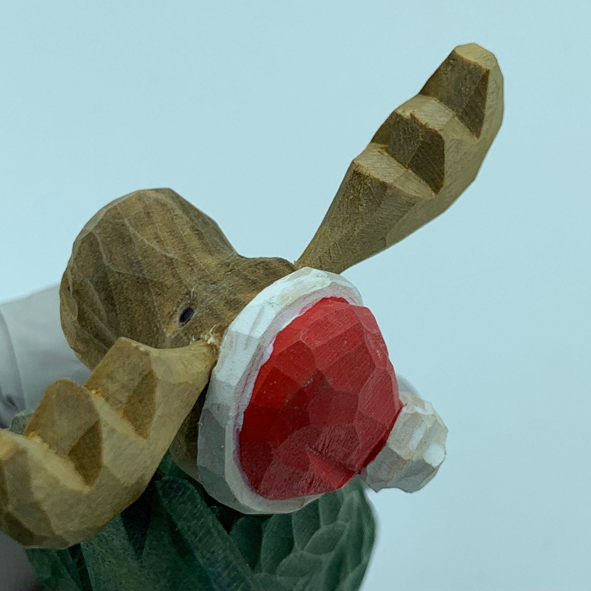 YEEYAYA bull elk woodcarving Stag Buck deer Wood collectibles hand made wood Figurines reindeer Figurine Merry Christmas gift