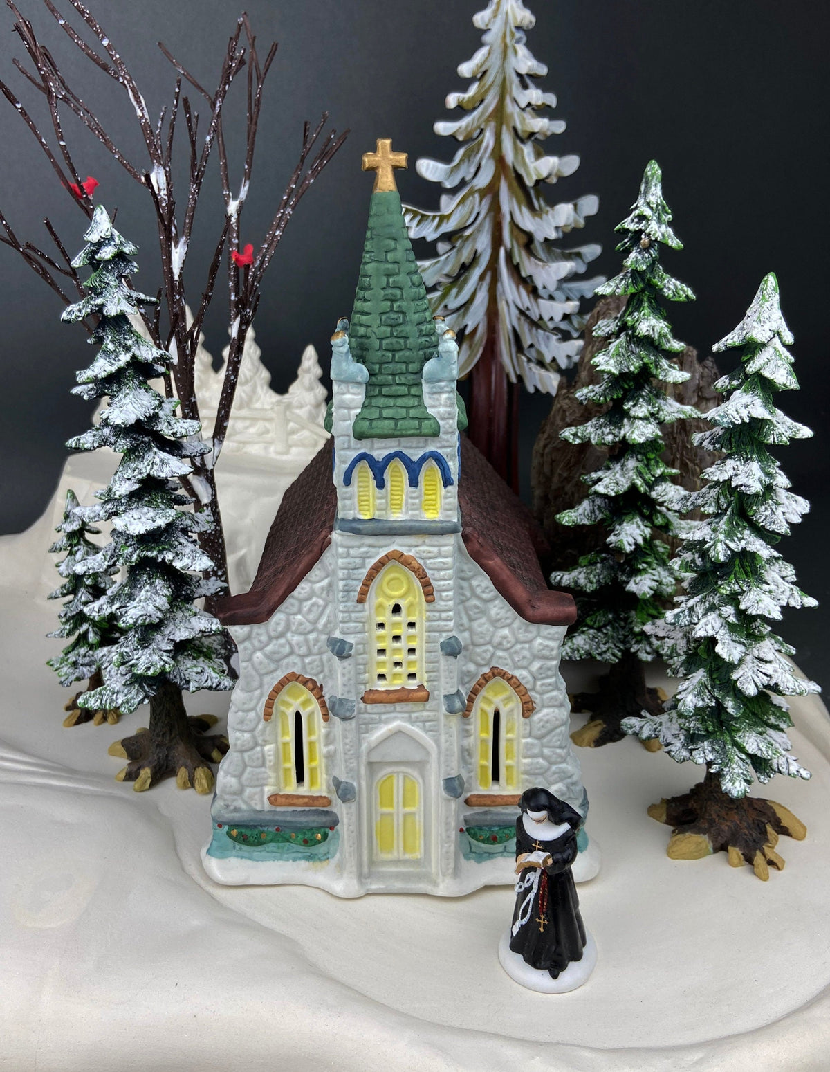 Department 56 Ivy Glen Church, Dickens' Village