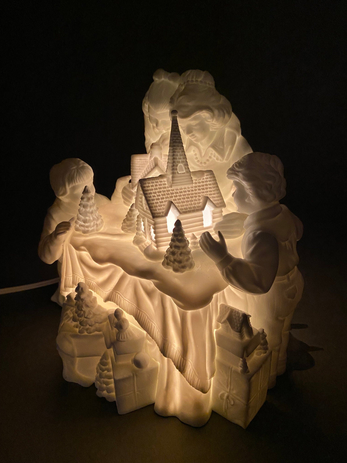 Department 56 Family Tradition Lighted Silhouette