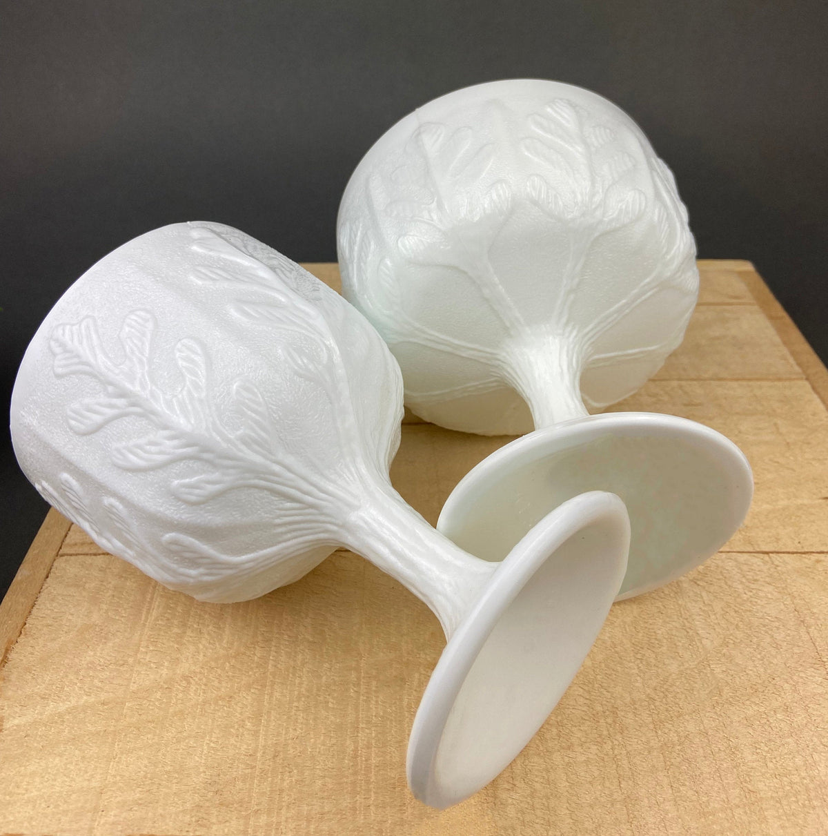 F.T.D. 1975 Milk Glass Oak Leaf Planters, Set of 3