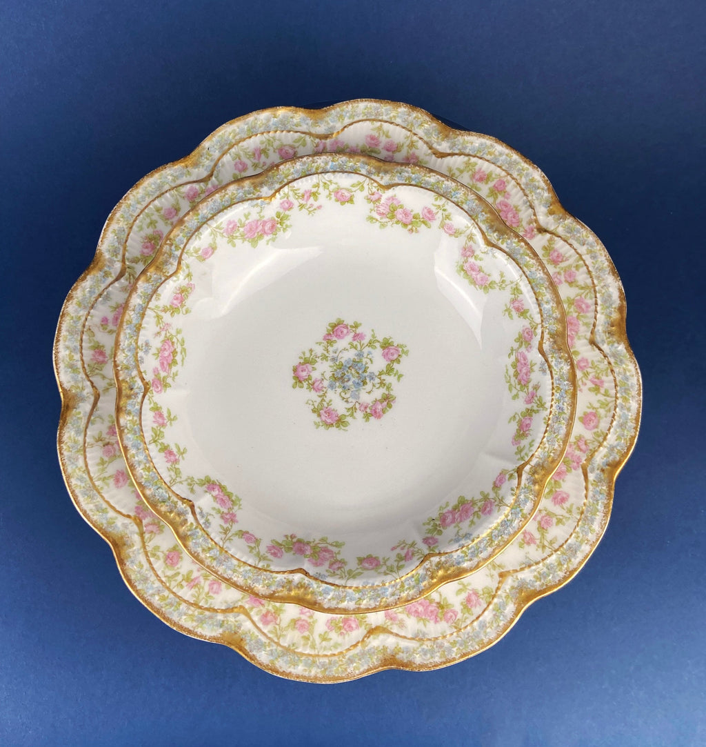 Limoges Elite Rose Garland Plates, Pair