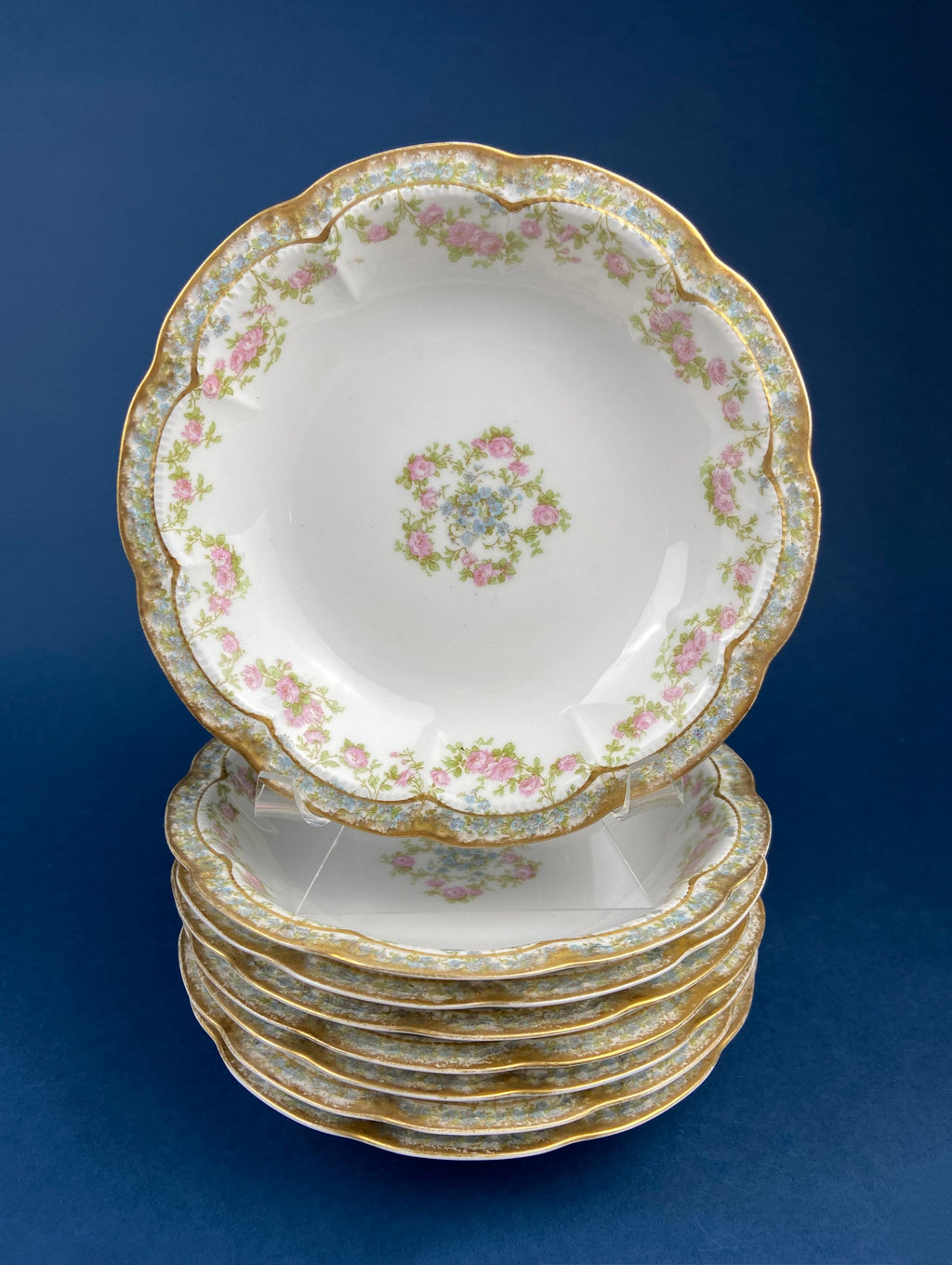Limoges Elite Rose Garland Plates, Pair