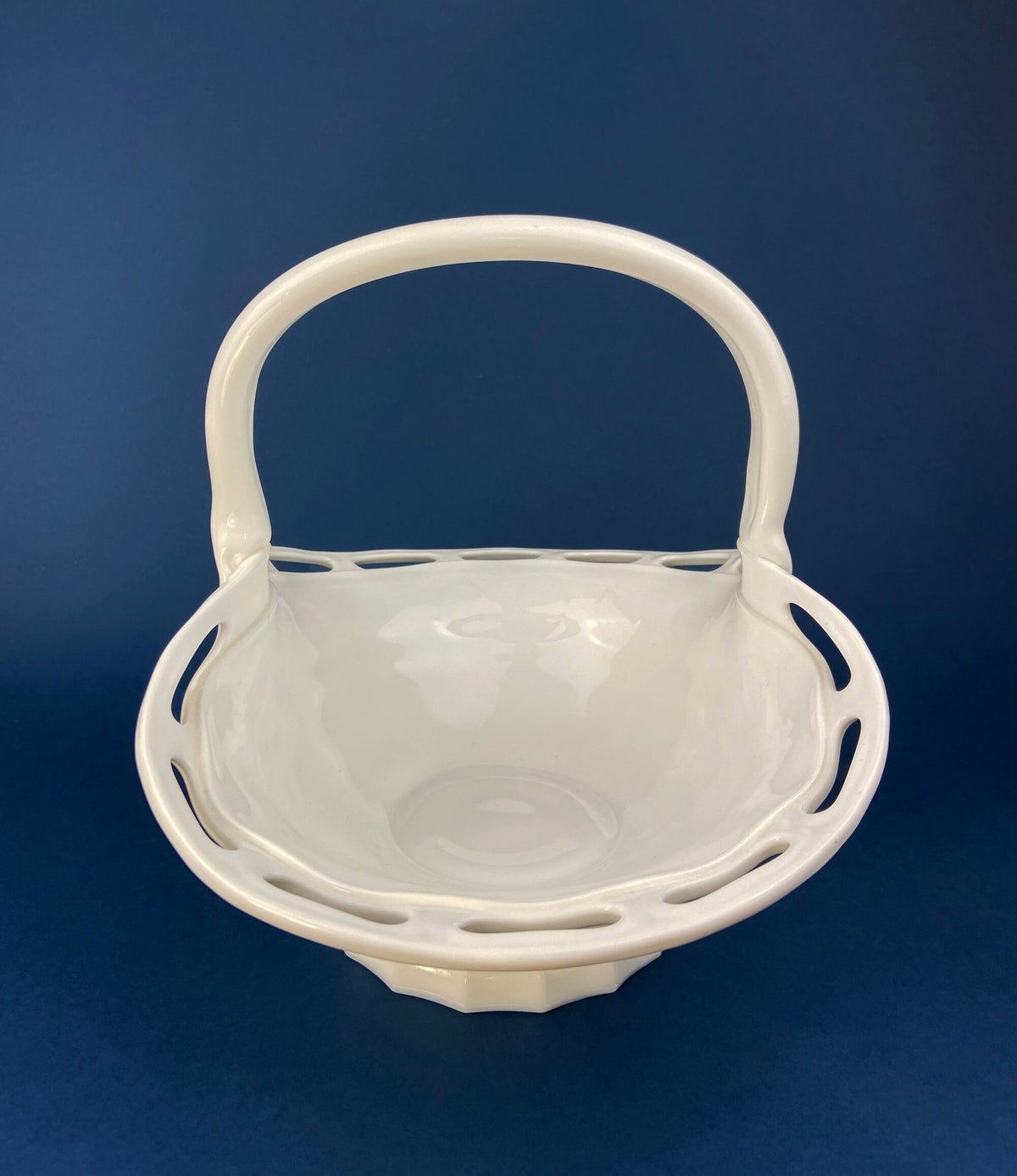 Milk Glass Pinched Basket with Waffle Pattern, Large