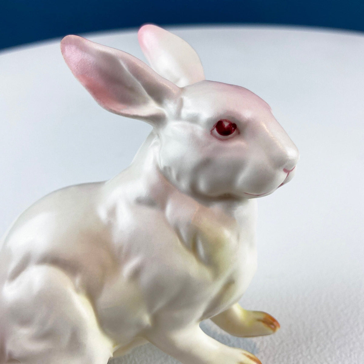 Lefton Hand-Painted Sitting Bunny