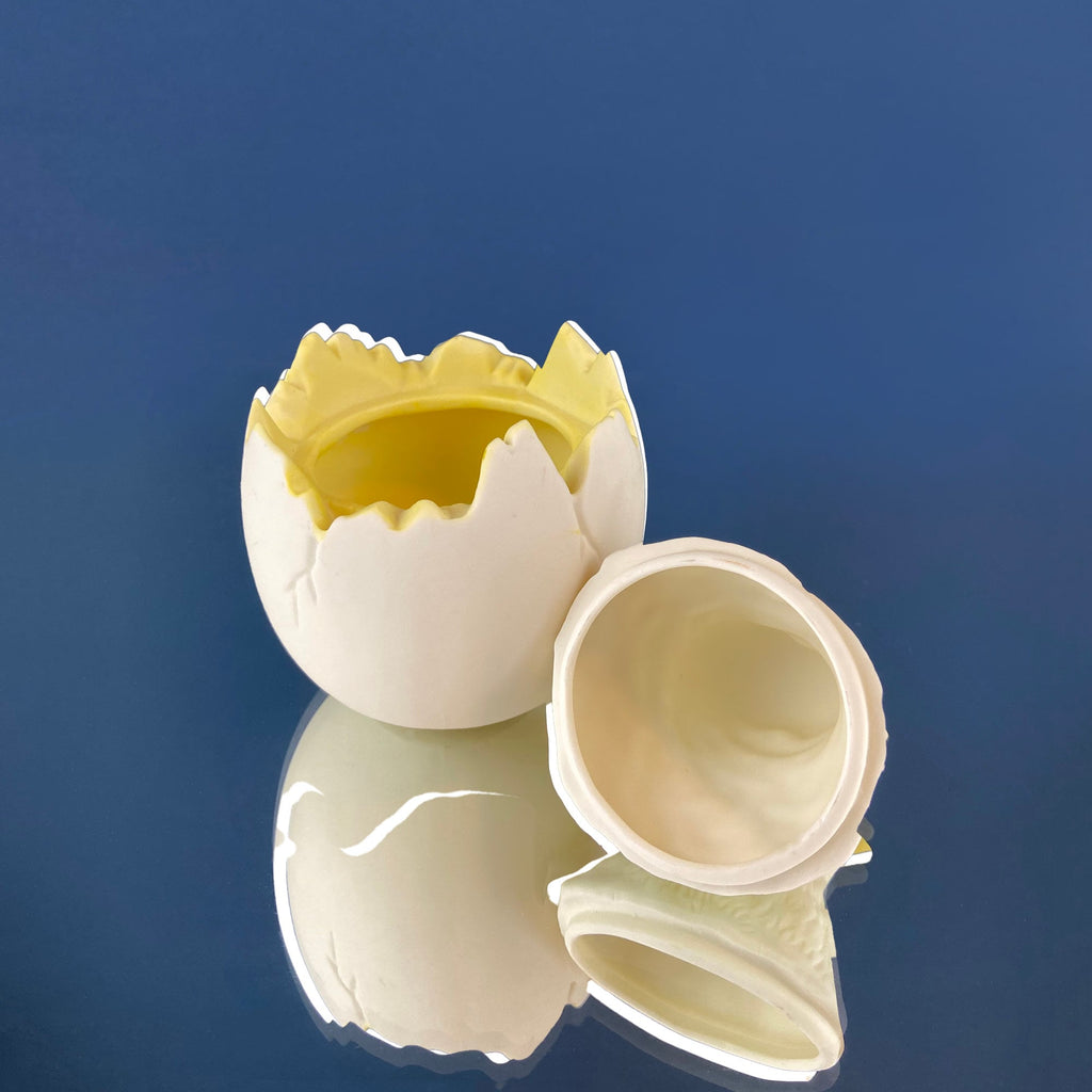Department 56 Chick in Eggshell Jar