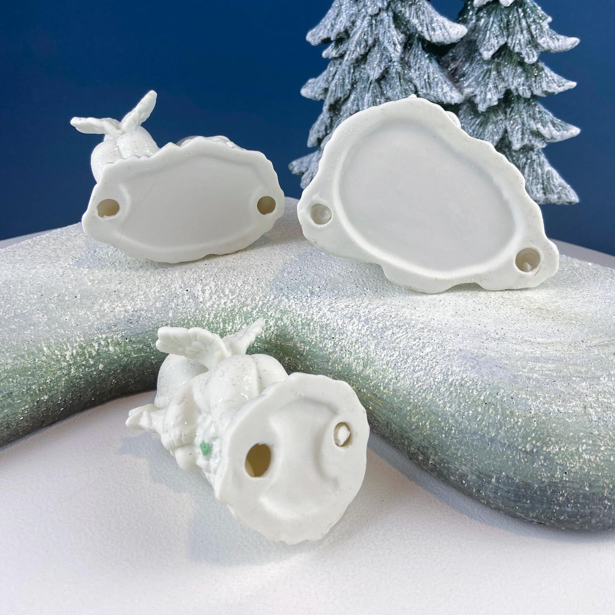 Polar Pals Lighted Tree Figurine