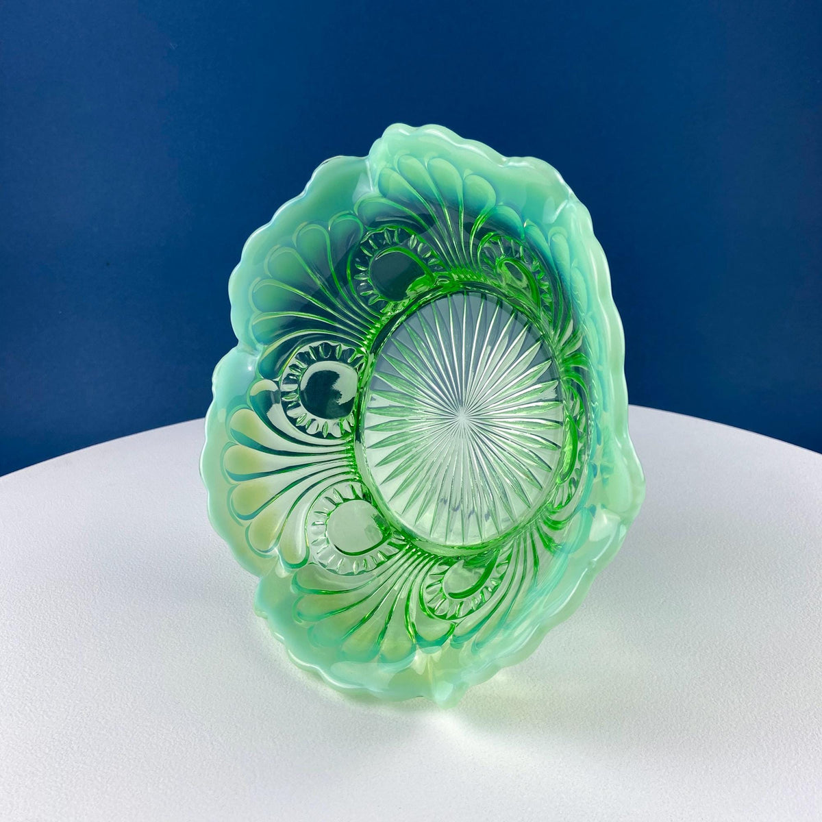 Fenton Emerald Green Footed Bowl with Opalescent Edge