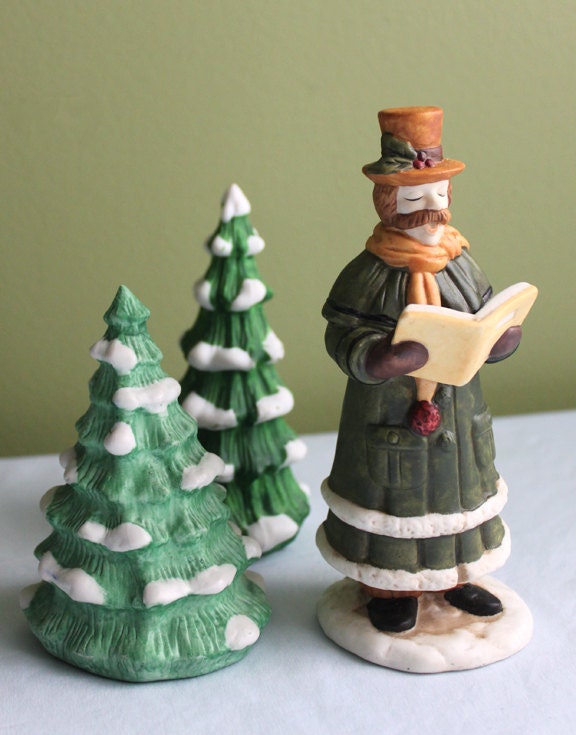 Department 56 Town Square Carolers, Set of 3