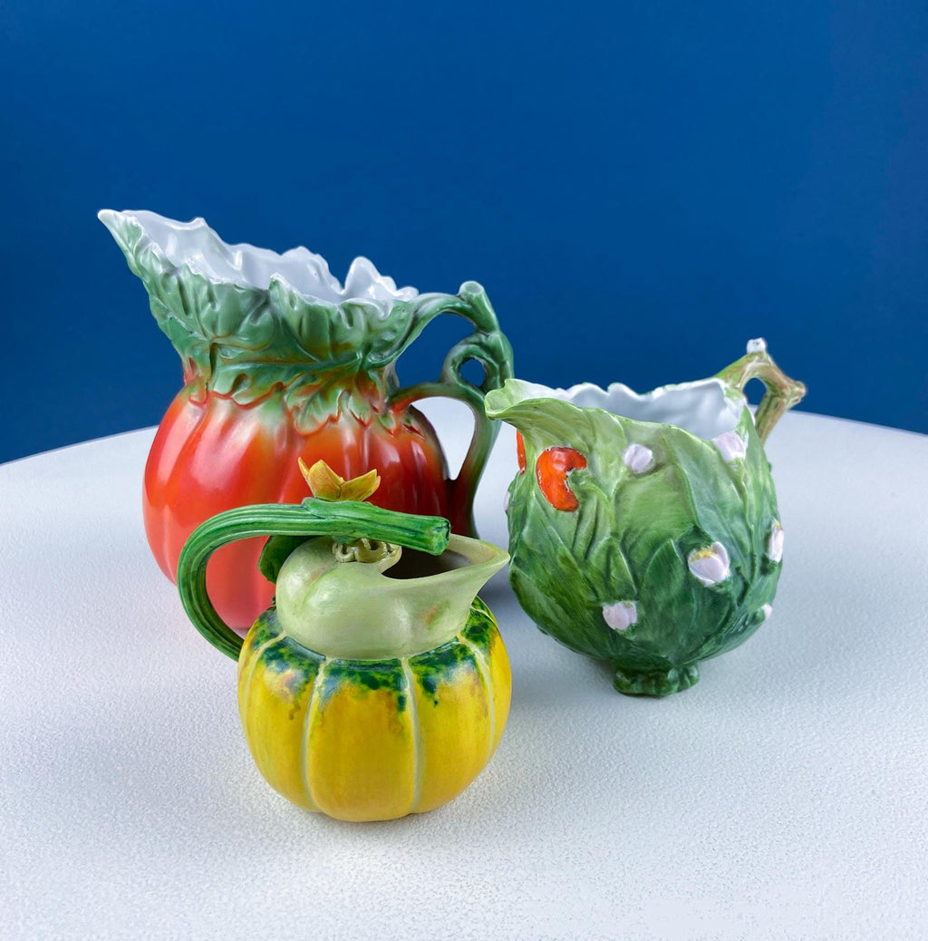 Royal Bayreuth Tomato Pitcher Creamer