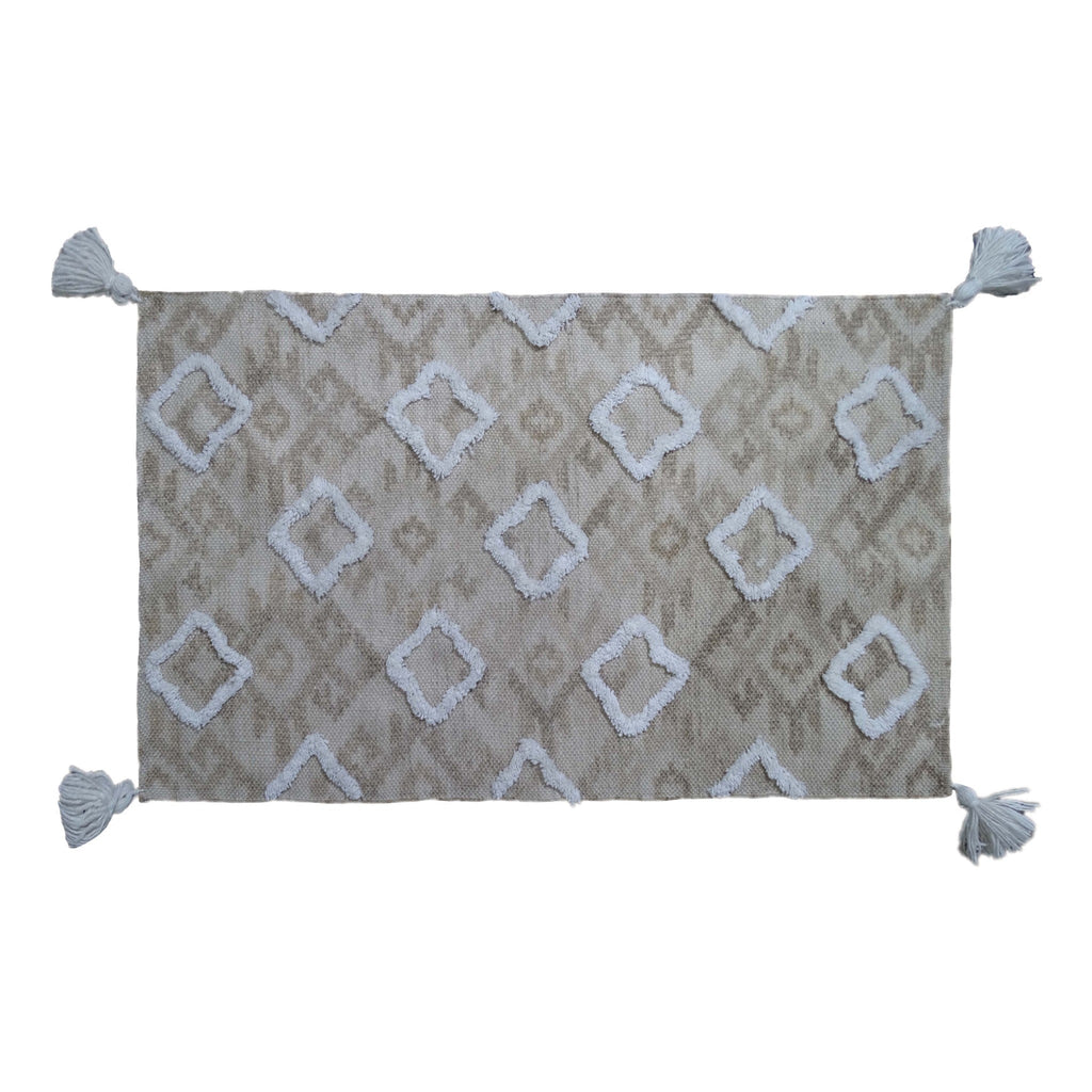 Vibhsa Tufted Shatter Rug with Corner Fringes | 25"x45" Handmade Diamond Pattern Area Rug